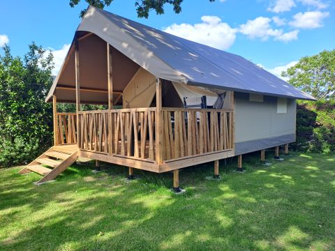 HÉBERGEMENT INSOLITE 5 personnes - Tente Lodge 2 Chambres Confort HÉBERGEMENT INSOLITE 5 personnes - Tente Lodge 2 Chambres Confort