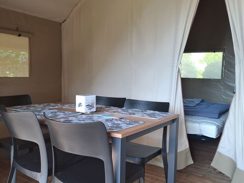 HÉBERGEMENT INSOLITE 5 personnes - Tente Lodge 2 Chambres Confort HÉBERGEMENT INSOLITE 5 personnes - Tente Lodge 2 Chambres Confort