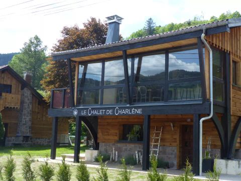 CHALET 6 personnes - Chalet de Charlène 3 chambres 120m² - TV - LV - Sauna Privatif - Terrasse couverte - Linge fourni