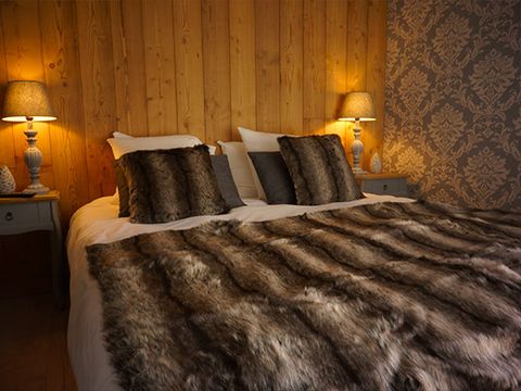 CHALET 6 personnes - Chalet de Charlène 3 chambres 120m² - TV - LV - Sauna Privatif - Terrasse couverte - Linge fourni