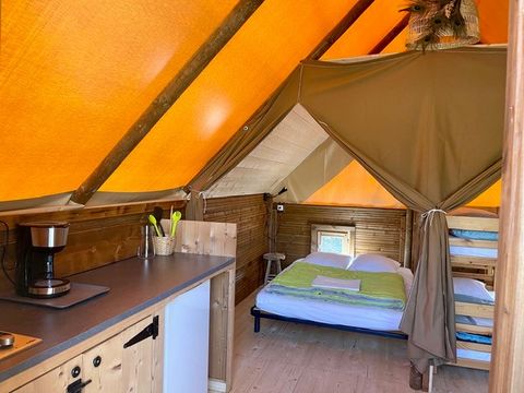 TENTE TOILE ET BOIS 4 personnes - Lodge Toilé Perché L'ORME