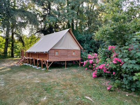 TENTE TOILE ET BOIS 4 personnes - Lodge Toilé Perché L'ORME