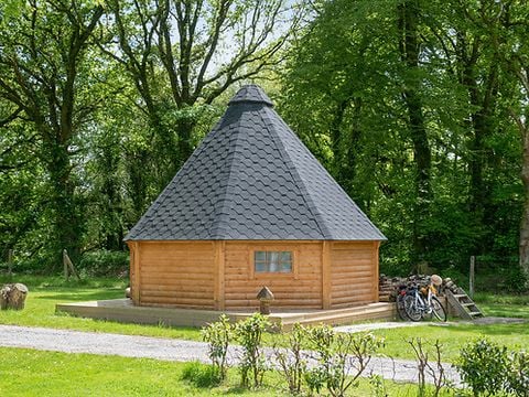HÉBERGEMENT INSOLITE 2 personnes - LA CABANE DES FEES MELISSANDRE INSOLITE 2pers 25m2
