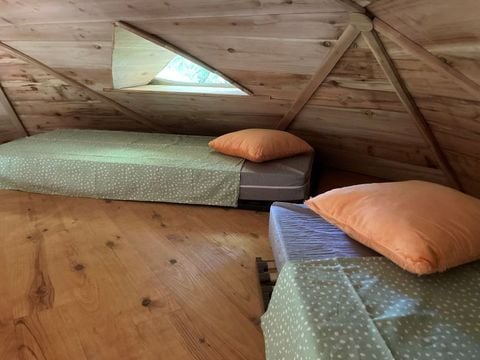 HÉBERGEMENT INSOLITE 4 personnes - L'ALCHIMISTE géodésique confortable en bois 38m2 - 4 personnes