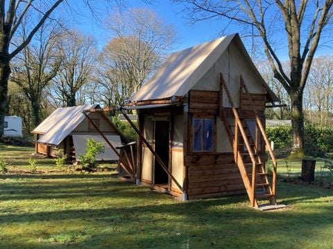 HÉBERGEMENT INSOLITE 2 personnes - DRUIDE TENTE BIVOUAC (nouveauté 2022)