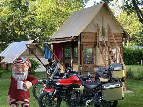 HÉBERGEMENT INSOLITE 2 personnes - DRUIDE TENTE BIVOUAC (nouveauté 2022)