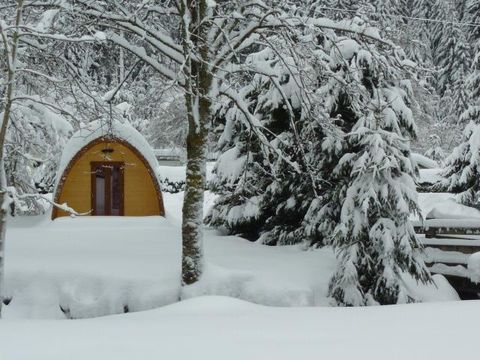 HÉBERGEMENT INSOLITE 2 personnes - ECO POD + terrasse (sans sanitaires)