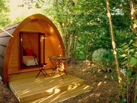 HÉBERGEMENT INSOLITE 2 personnes - ECO POD + terrasse (sans sanitaires)