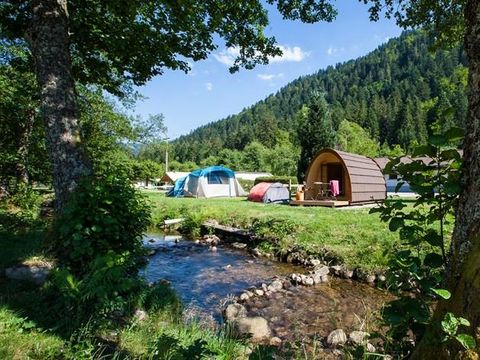 HÉBERGEMENT INSOLITE 2 personnes - Cabane ECO-POD 6m² + terrasse - sans sanitaires  - 2015