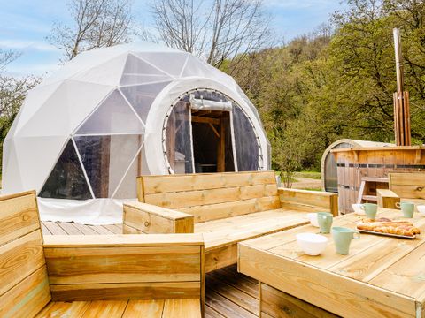 HÉBERGEMENT INSOLITE 5 personnes - Dôme vue rivière