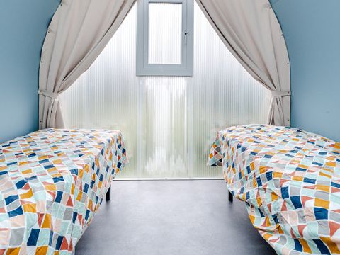 BUNGALOW TOILÉ 4 personnes - Coco Sweet 17 m2 - 2 chambres avec terrasse couverte / sans sanitaire