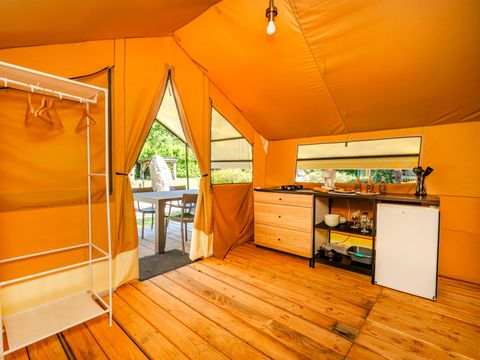 TENTE TOILE ET BOIS 4 personnes - Tente Lodge 10 + 20 m² - 2 chambres / sans sanitaires