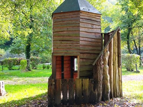 HÉBERGEMENT INSOLITE 2 personnes - La Tour d'argent - 2 m² - sans sanitaires