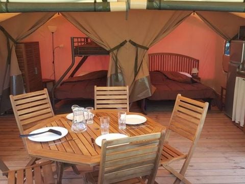 TENTE TOILE ET BOIS 5 personnes - LODGE TOILE sans sanitaires