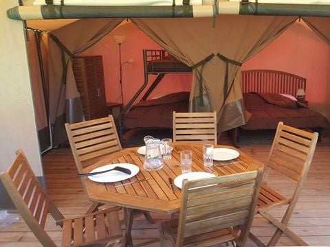 TENTE TOILE ET BOIS 5 personnes - LODGE TOILE sans sanitaires