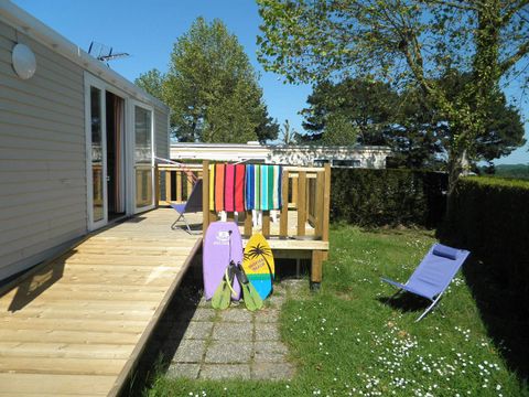 MOBILHOME 4 personnes - Standard 32m² - 2 chambres + terrasse non-couverte - PMR