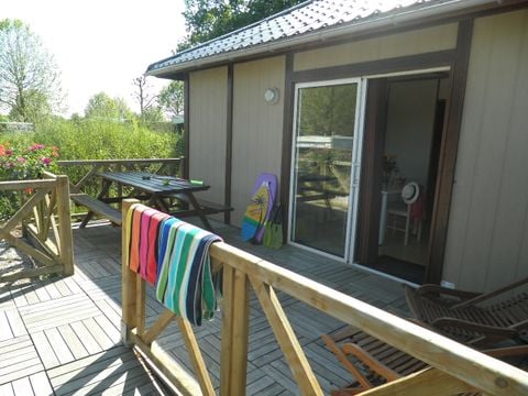 MOBILHOME 4 personnes - Chalet Standard 35m² - 2 chambres + terrasse non-couverte - PMR
