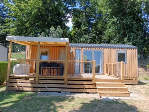 MOBILHOME 6 personnes - Confort 32m² - 3 chambres + terrasse semi-couverte