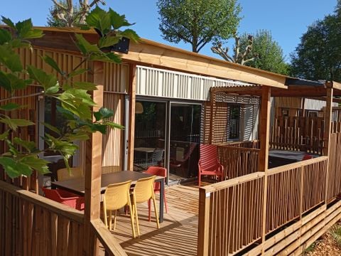 MOBILHOME 4 personnes - NEW// Villa de la Rance Prestige 36m² - 2 chambres - 2 salles de bain - SPA - Terrasse couverte