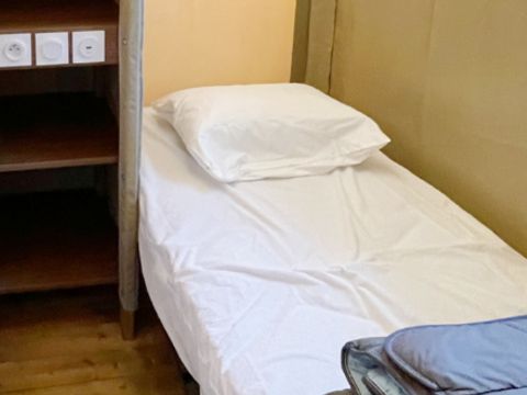Tente en toile et en bois 4 personnes - LODGE 2 chambres/ SANS sanitaires