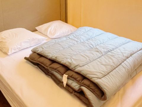 Tente en toile et en bois 4 personnes - LODGE 2 chambres/ SANS sanitaires