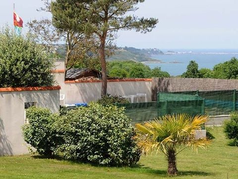 MOBILHOME 4 personnes -  CONFORT 1 chambre 2-4 PERS/ Terrasse