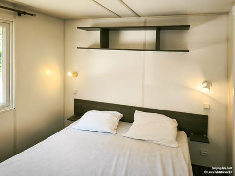 MOBILHOME 4 personnes - Confort 32m² - 2 chambres + terrasse + TV + Clim -
