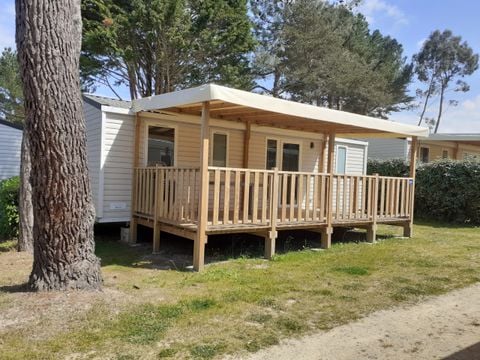 MOBILHOME 6 personnes - New Premium 32m²(3ch.-6pers.) + Terrasse + TV + Clim