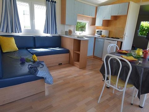 MOBILHOME 4 personnes - FLORES 31m² - 2 chambres  + terrasse