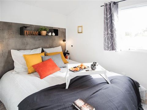 MOBILHOME 4 personnes - "BAHIA Confort +" 27m² - 2 chambres - Terrasse couverte - Lave vaisselle
