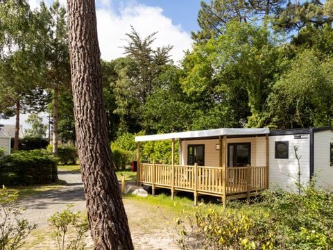 MOBILHOME 6 personnes - Premium 40m² (3 chambres) + Terrasse + TV + lave-vaisselle