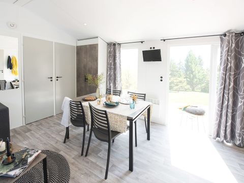 MOBILHOME 5 personnes - Confort 2 chambres avec terrasse