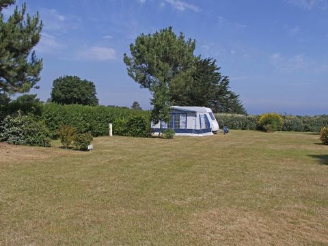 Emplacement - Confort avec électricité 10A