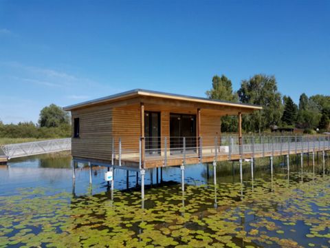 HÉBERGEMENT INSOLITE 6 personnes - Roseaux
