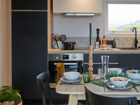 MOBILHOME 4 personnes -  LUXE VUE PANORAMIQUE 