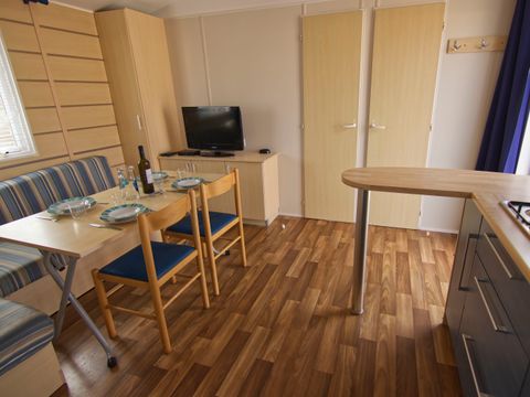 MOBILHOME 4 personnes -  Mobil home Standard 27m² - 2 chambres - terrasse 4 pers