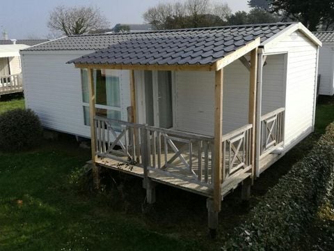 MOBILHOME 4 personnes - Confort 27m² - 2 chambres - terrasse couverte - 11 nuits