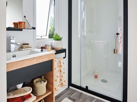 MOBILHOME 4 personnes - Grand Large 30 m² (2 chambres) + terrasse