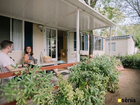 MOBILHOME 5 personnes - AURA PETS AC