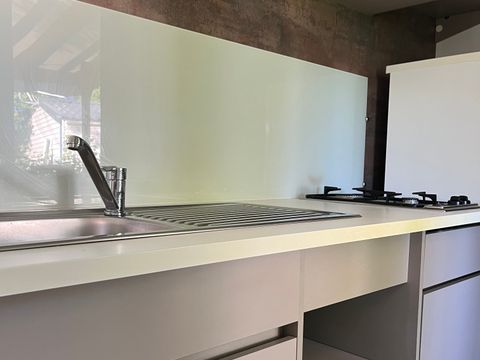 Mobilhome 4 personnes - 30-35 m² - 2 chambres avec terrasse