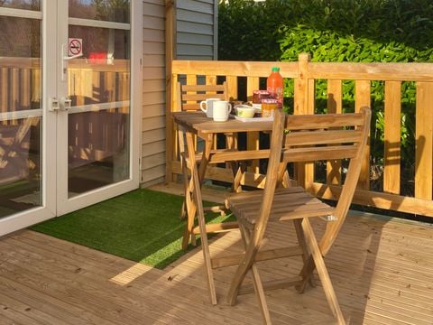 Mobilhome 2 personnes - 15m² - 1 chambre avec terrasse