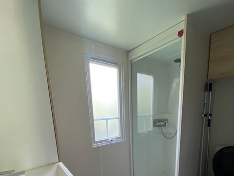 Mobilhome 2 personnes - 15m² - 1 chambre avec 2 lits - Simples - Sans terrasse