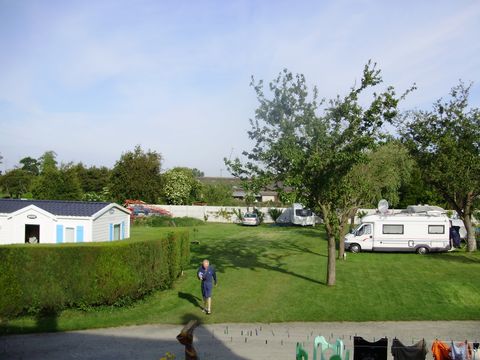 Camping Des Pommiers - Camping Calvados