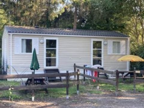 MOBILHOME 1 personne - 02-Mobil-Home Mitoyen Standard 17m2 (1ch - 1 pers.) + TV + Clim - prix pour 2 personnes