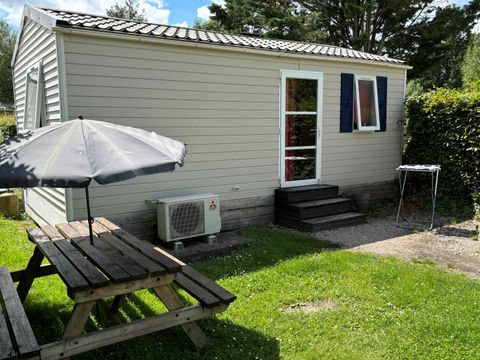 MOBILHOME 2 personnes - 05-Mobil-Home Standard 26m2 (2ch - 1/5 pers.) + TV + Clim - prix pour 2 personnes