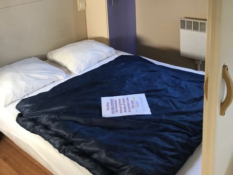 CHALET 2 personnes - 06-Chalet Confort 24m2 (2ch - 1/5 pers.) + Terasse couverte + TV + Clim - prix pour 2 personnes