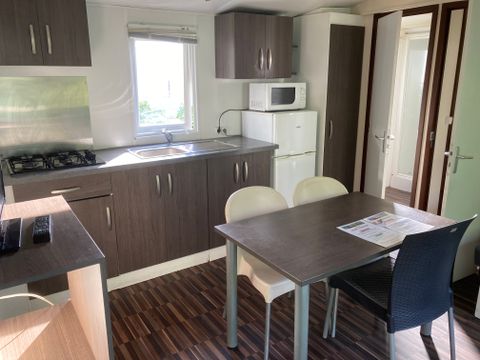 MOBILHOME 2 personnes - 08-Mobil-Home Confort 32m2 (2ch - 2/6 pers.) + TV + Clim - prix pour 2 personnes
