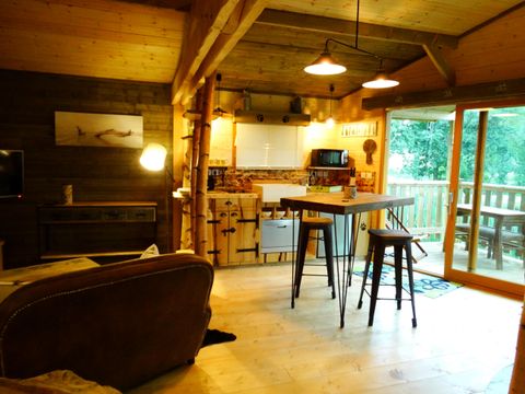 CHALET 2 personnes - Cabane du GRIZZLI (Lit rond, douche italienne)