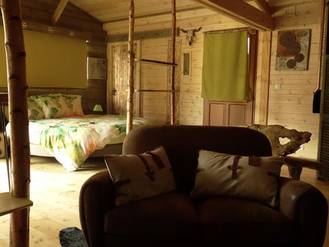 CHALET 2 personnes - Cabane du GRIZZLI (Lit rond, douche italienne)