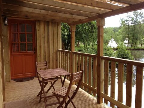 CHALET 2 personnes - Cabane de D'JO (Baignoire bois, Vue étangs & champ)